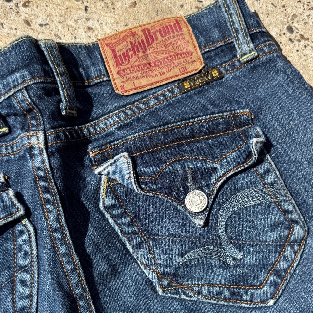 Lucky Brand Women’s boot cut Jeans
